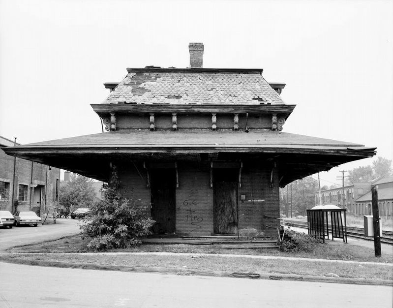 Windsor Train Station image. Click for full size.