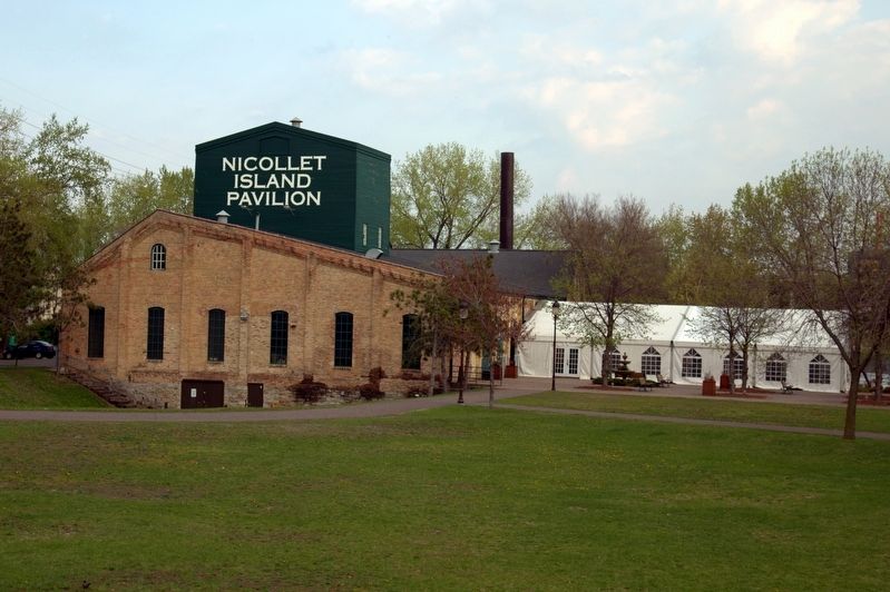 Nicollet Island Pavilion image. Click for full size.