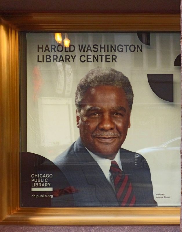 Harold Washington Library Center image. Click for full size.