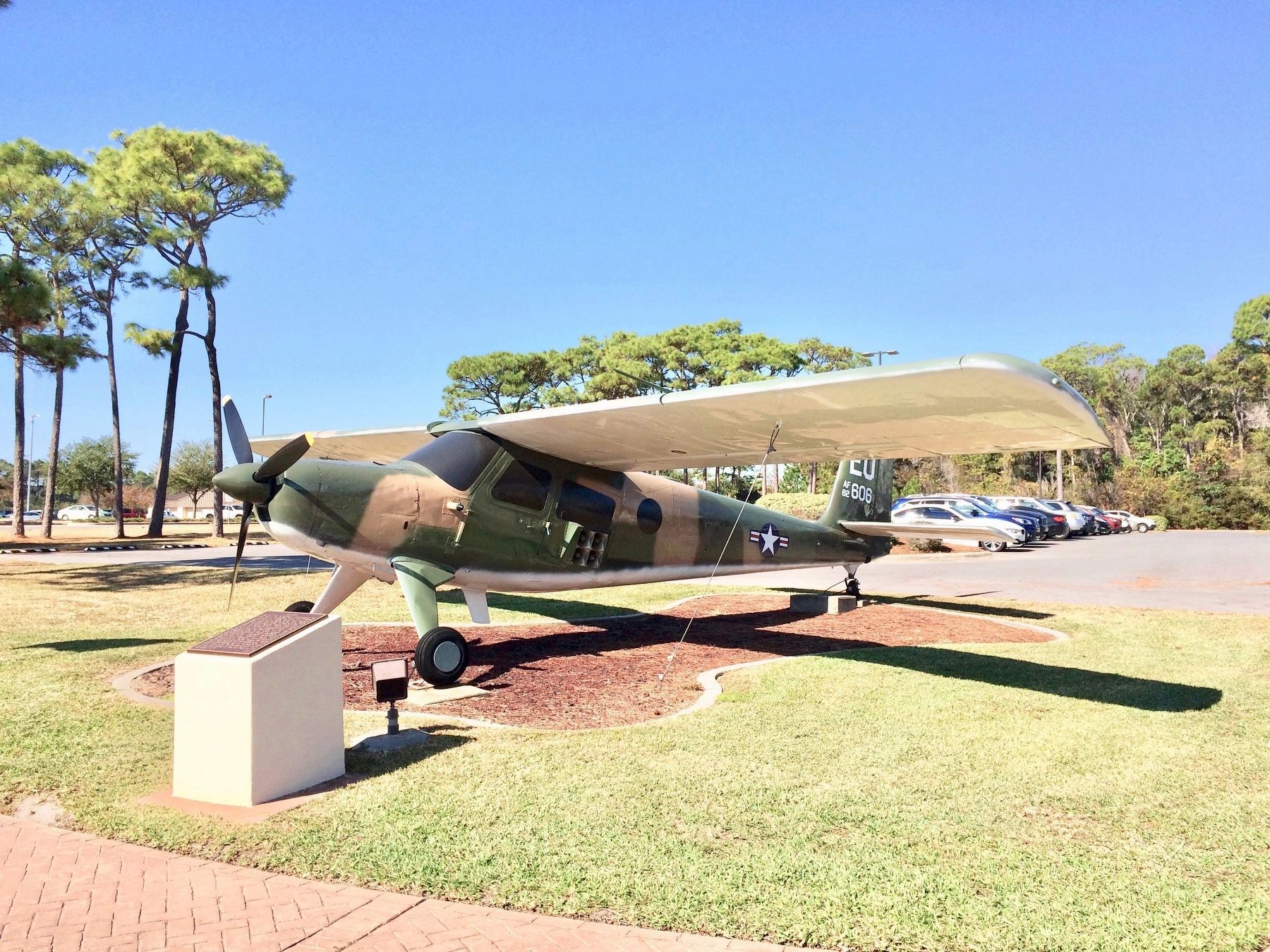 U-10A Super Courier aircraft.. Click for full size. U-10A Super Courier aircraft. image. Click for full size.