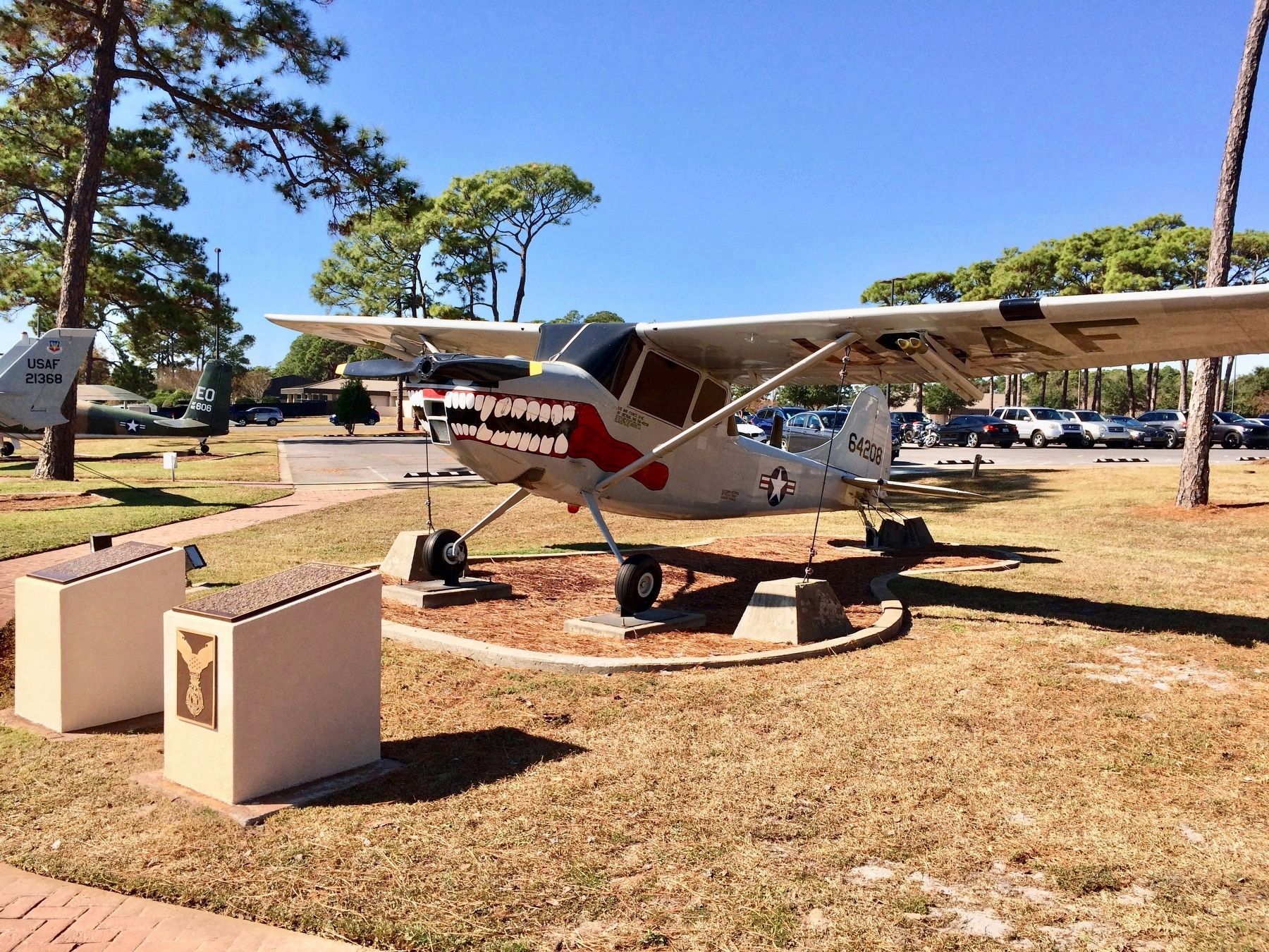 Captain Hilliard A. Willbanks Marker and the O-1E Bird Dog aircraft. image. Click for full size.