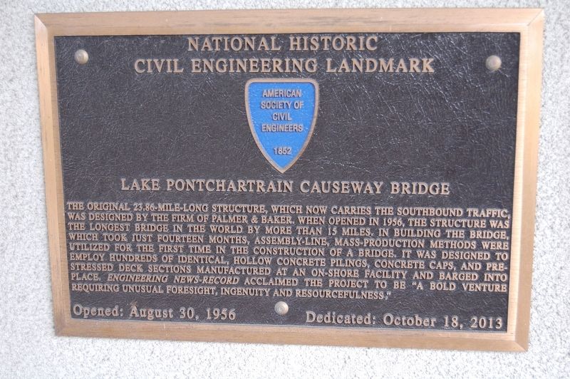 Lake Pontchartrain Causeway Bridge Marker image. Click for full size.