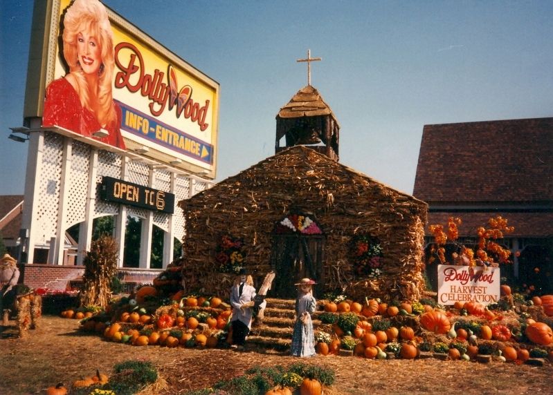 Dollywood image. Click for full size.