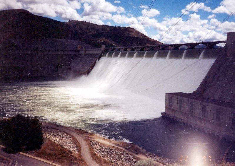 Grand Coulee Dam. Click for full size. Grand Coulee Dam image. Click for full size.