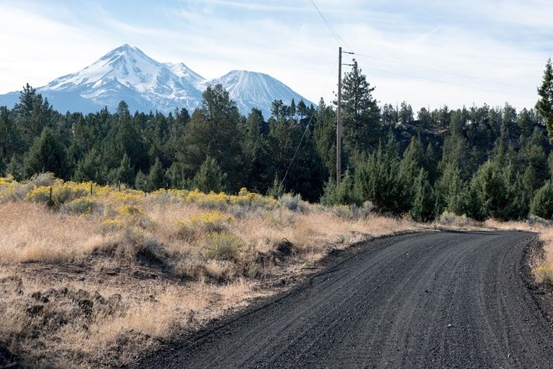 Mount Shasta. Click for full size. Mount Shasta image. Click for full size.