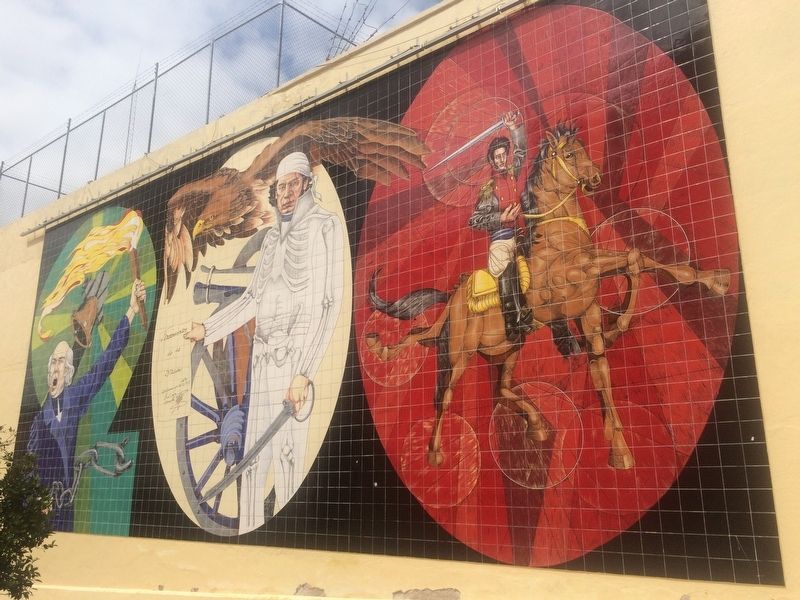 A nearby mural of the Mexican Heroes of Independence image. Click for full size.