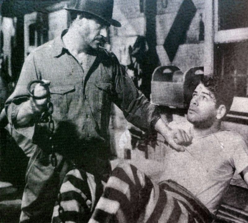 Paul Muni in <i>I Am a Fugitive from a Chain Gang</i> image. Click for full size.