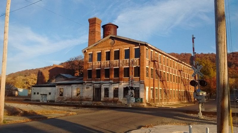 Hosiery Mill in Fort Payne, Alabama image. Click for full size.