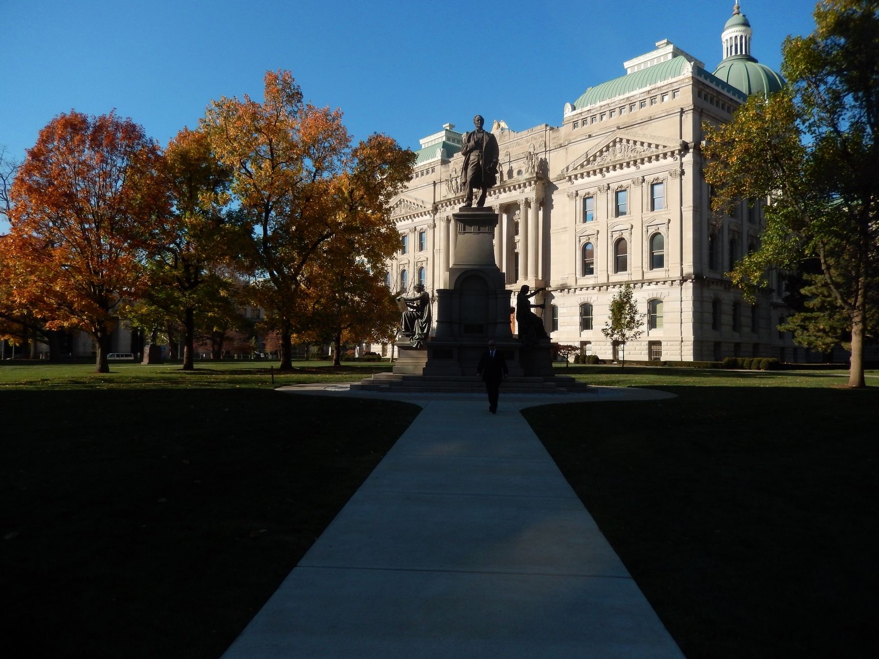 Thomas Andrews Hendricks Statue image. Click for full size.