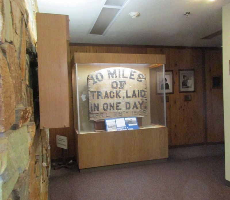 Ten Miles of Track Marker image. Click for full size.