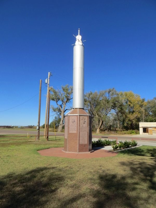 Bob Wills Monument image. Click for full size.