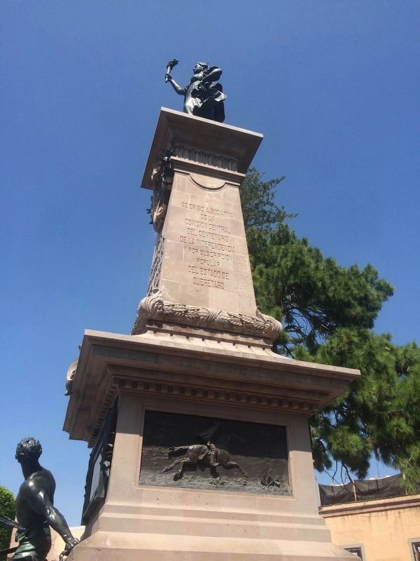 Monument to Josefa Ortiz de Domnguez Marker image. Click for full size.