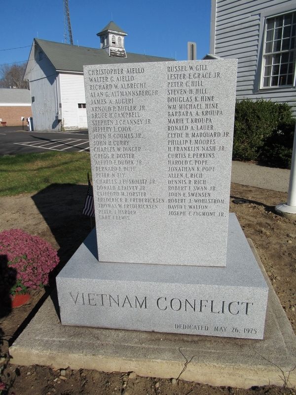 Killingworth Veterans Monument image. Click for full size.