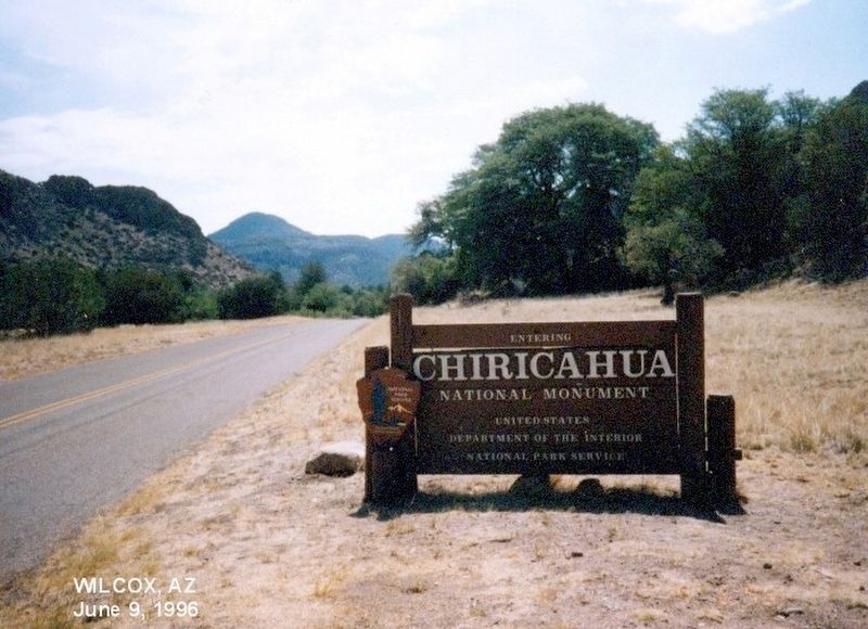Sign at the entrance to the Chiricahua National Monument image. Click for full size.