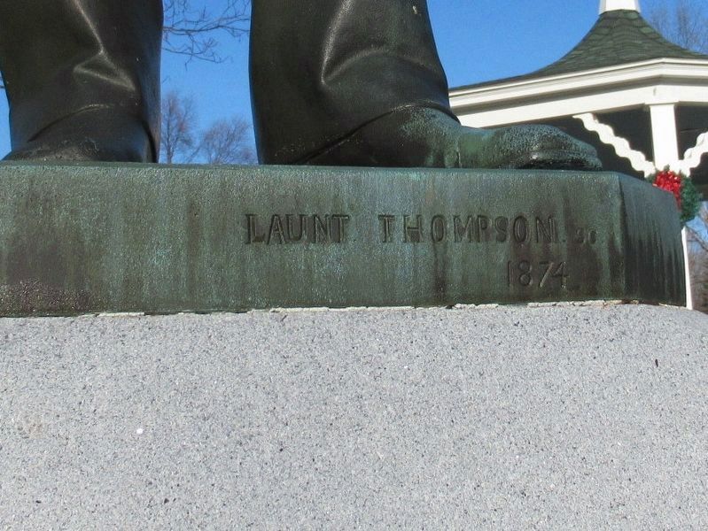 Sculptor�s Mark image. Click for full size.