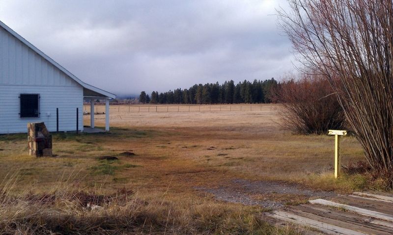 Fort Klamath County Park Museum grounds image. Click for full size.
