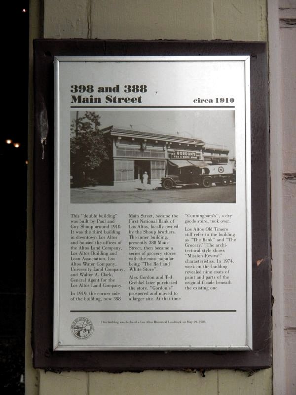 398 and 388 Main Street Marker. Click for full size. 398 and 388 Main Street Marker image. Click for full size.