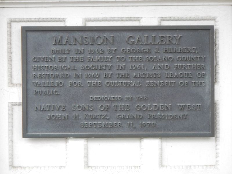 Mansion Gallery Marker image. Click for full size.