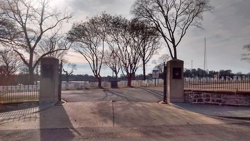 Knoxville National Cemetery Entrance. Click for full size. Knoxville National Cemetery Entrance image. Click for full size.
