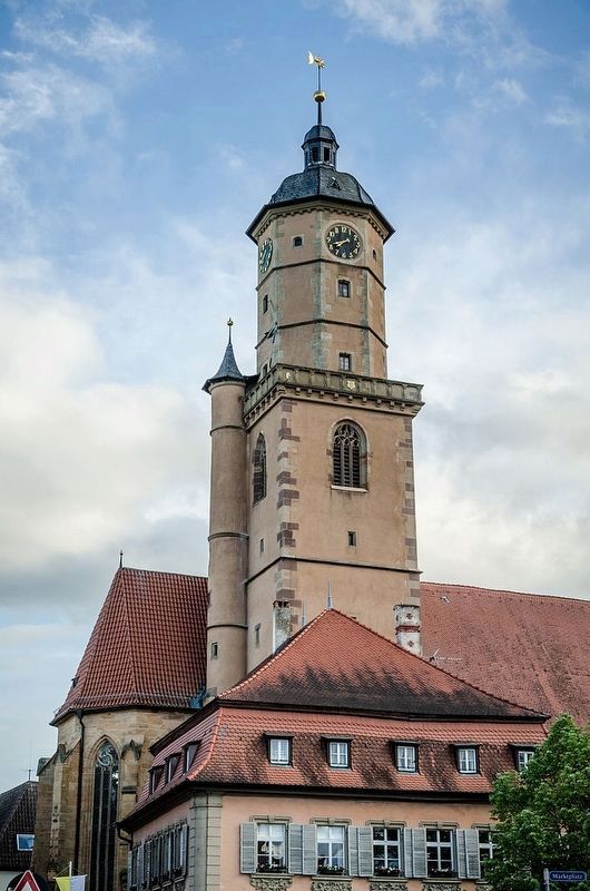 <i> Stadtpfarrkirche St. Bartholomäus und St. Georg</i>. Click for full size. <i> Stadtpfarrkirche St. Bartholomäus und St. Georg</i> image. Click for full size.