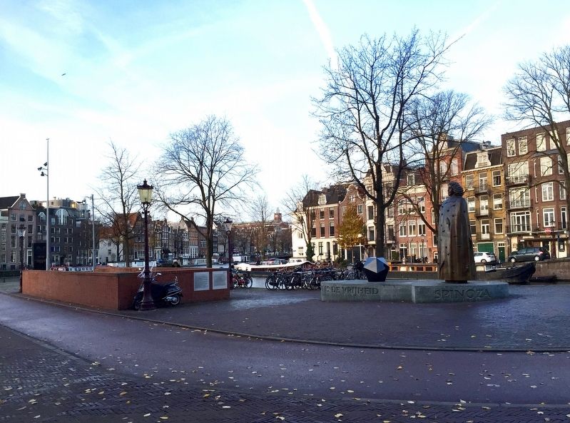 Benedictus de Spinoza (1632-1677), Amsterdammer, Filosoof/Philosopher Marker - Wide View. Click for full size. Benedictus de Spinoza (1632-1677), Amsterdammer, Filosoof/Philosopher Marker - Wide View image. Click for full size.