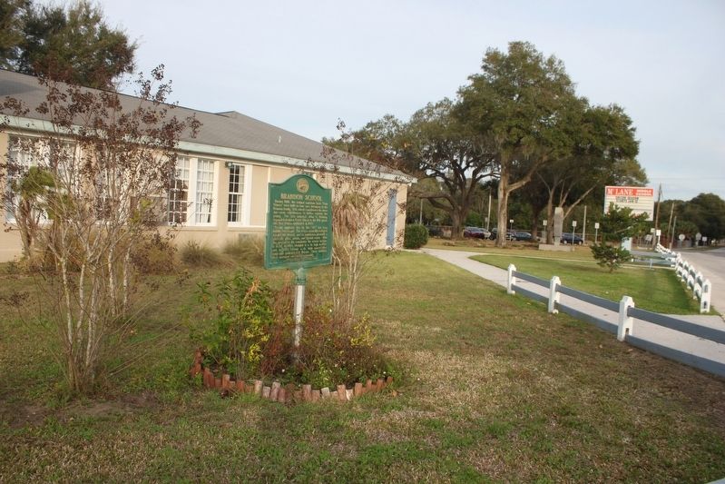 Brandon School Marker and school image. Click for full size.