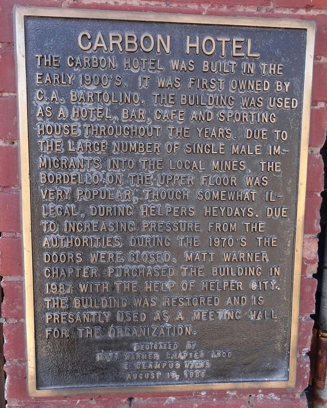 Carbon Hotel Marker image. Click for full size.