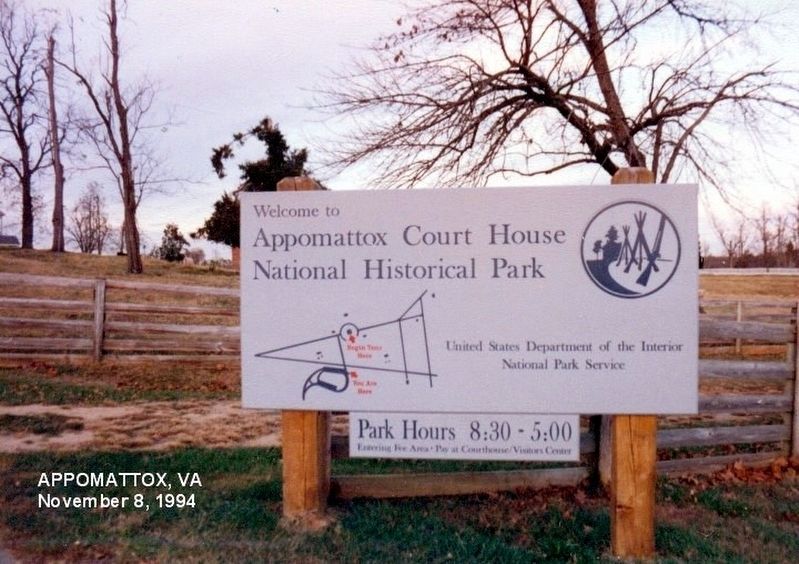 Sign at the entrance to the Historical Park image. Click for full size.