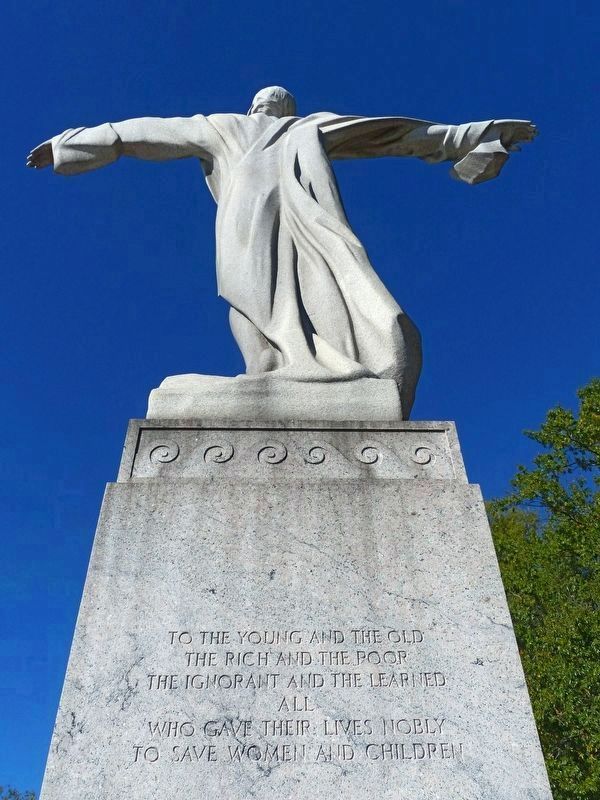 Titanic Memorial image. Click for full size.