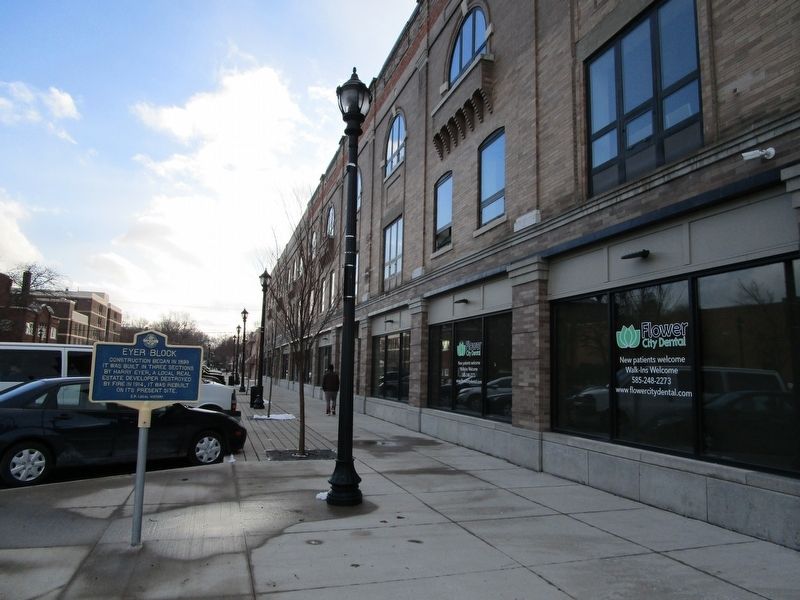 Eyer Block Marker - Southward image. Click for full size.