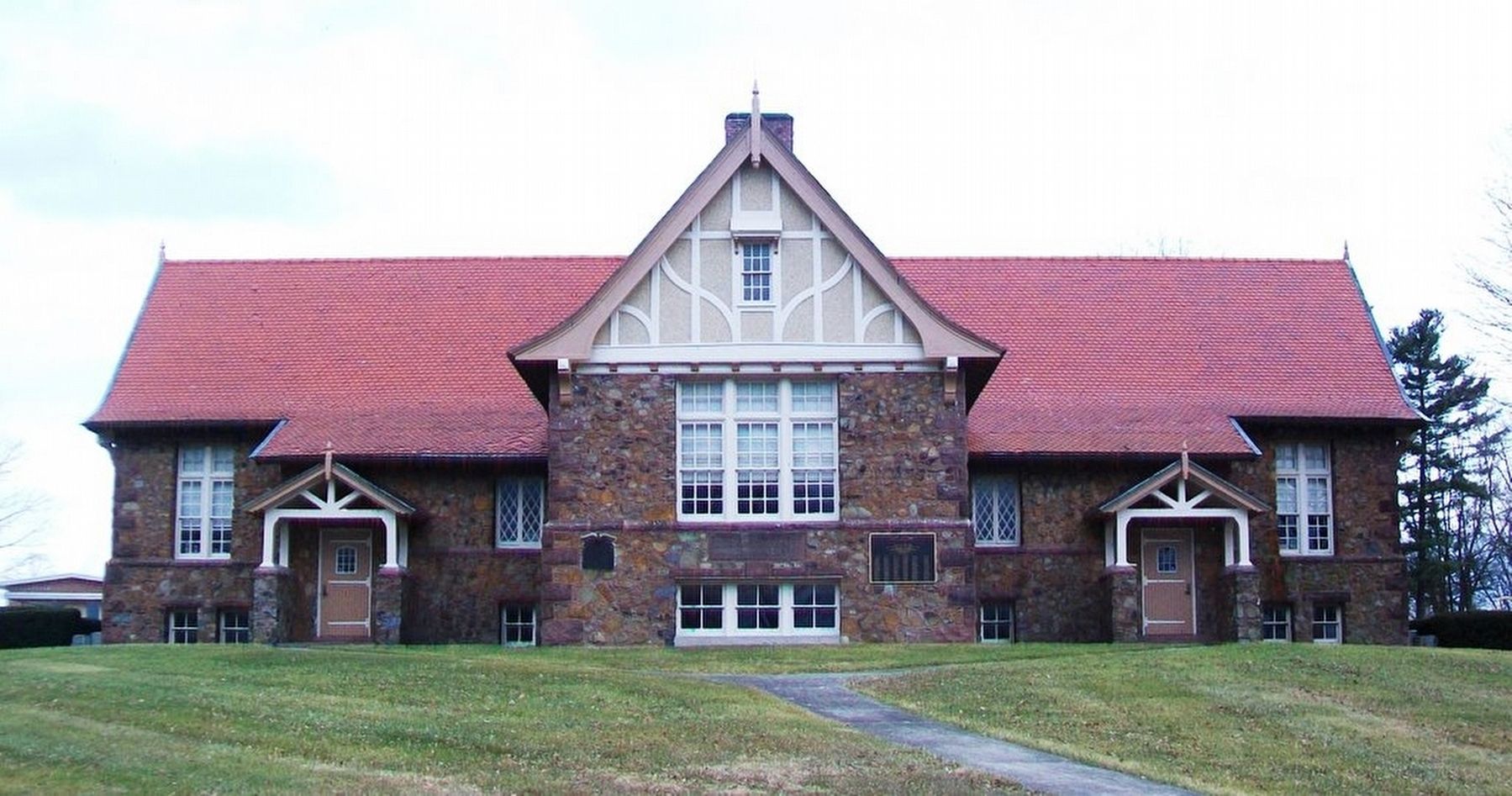 William Wells Young Memorial School image. Click for full size.