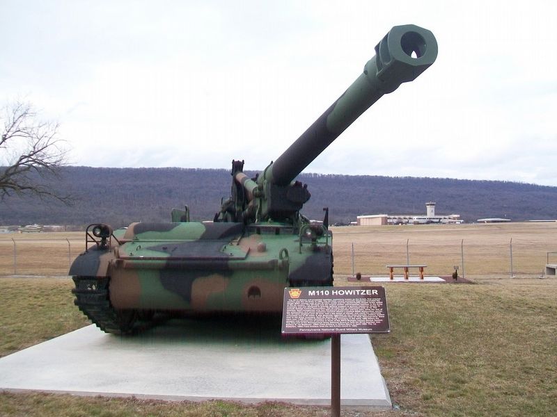 M110 Howitzer and Marker image. Click for full size.