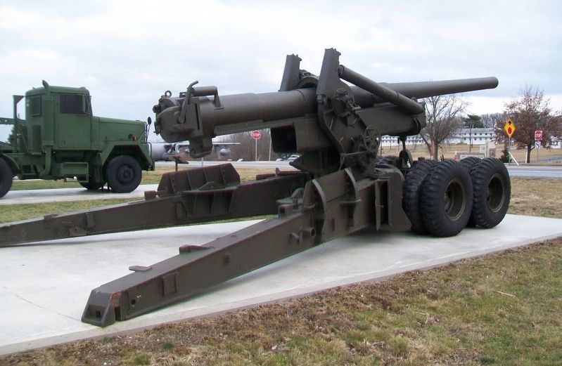 M2/M59 Howitzer image. Click for full size.