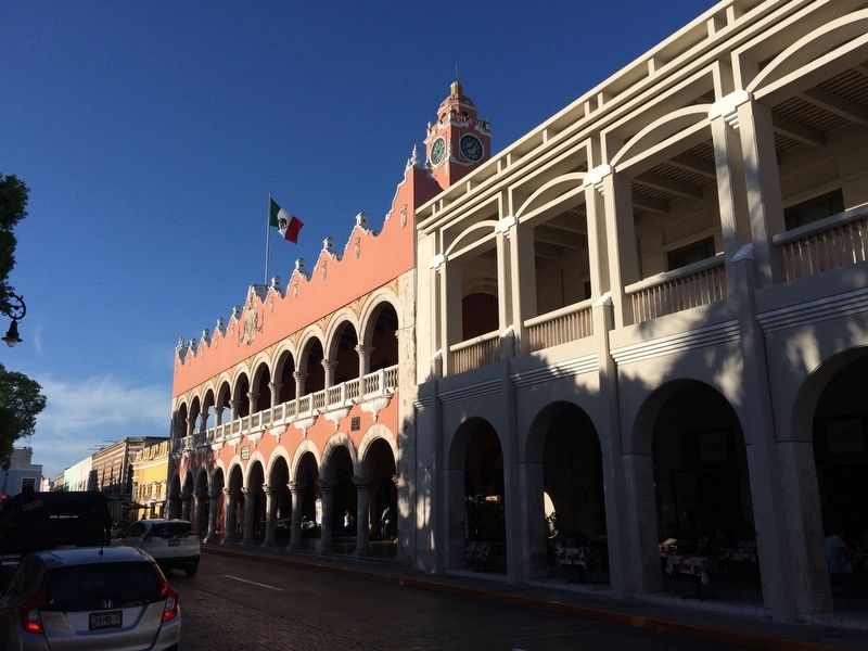 The Municipal Palace of Mrida image. Click for full size.