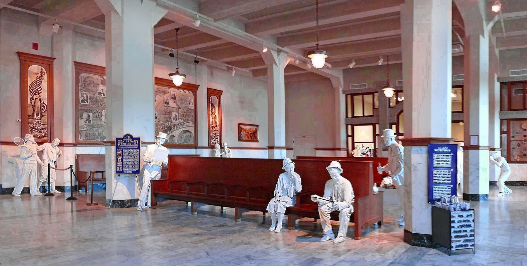 Santa Fe Union Station Interior image. Click for full size.