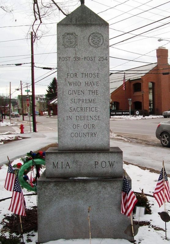 War Memorial (back) image. Click for full size.