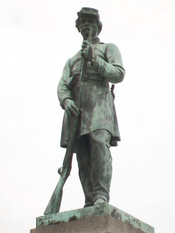 Wayne County Civil War Monument Statue image. Click for full size.