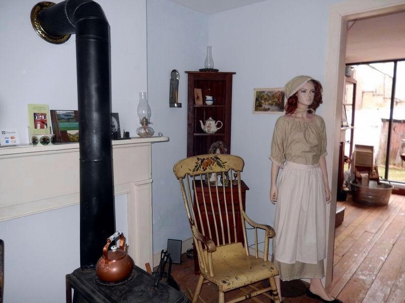 Irish Railroad Workers Museum-Inside the house image. Click for full size.