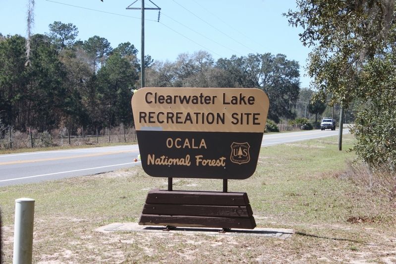 Clearwater Lake Recreation Site entrance sign image. Click for full size.
