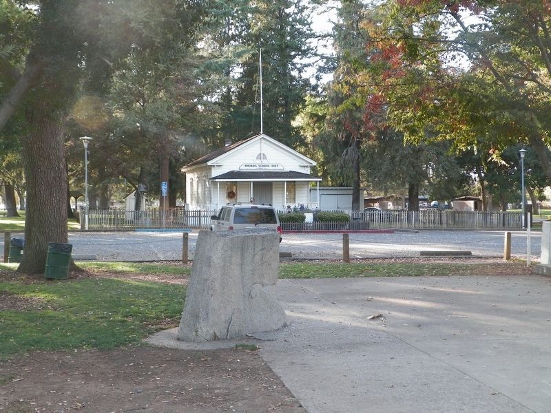 Elk Grove Park Monument. Click for full size. Elk Grove Park Monument image. Click for full size.