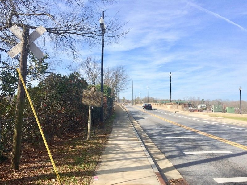 Dillingham Street Bridge just north of marker. image. Click for full size.