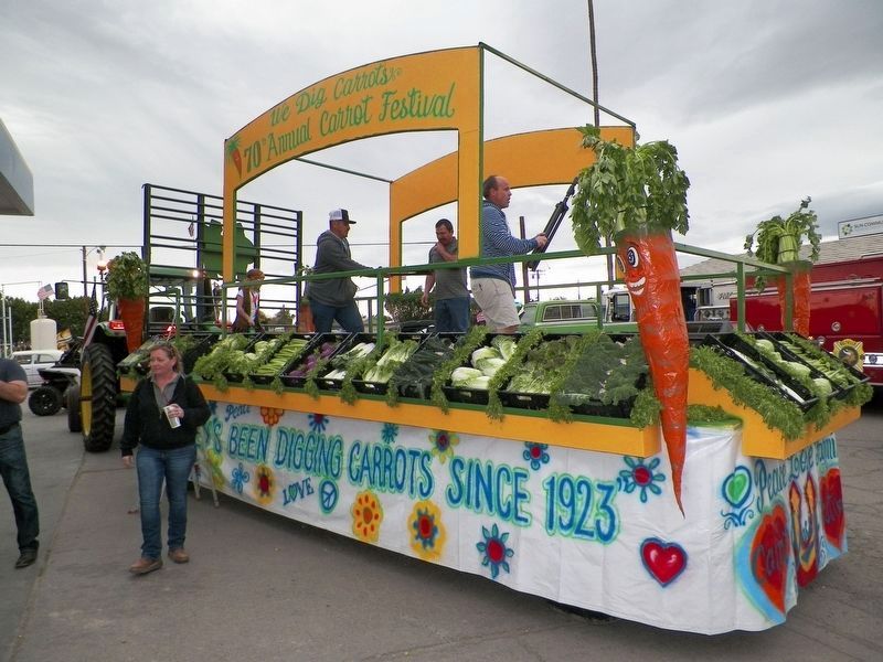 Carrot Festival Parade image. Click for full size.