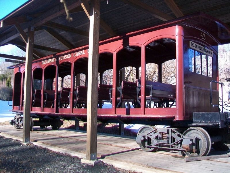 D&H Gravity Railroad Passenger Car image. Click for full size.