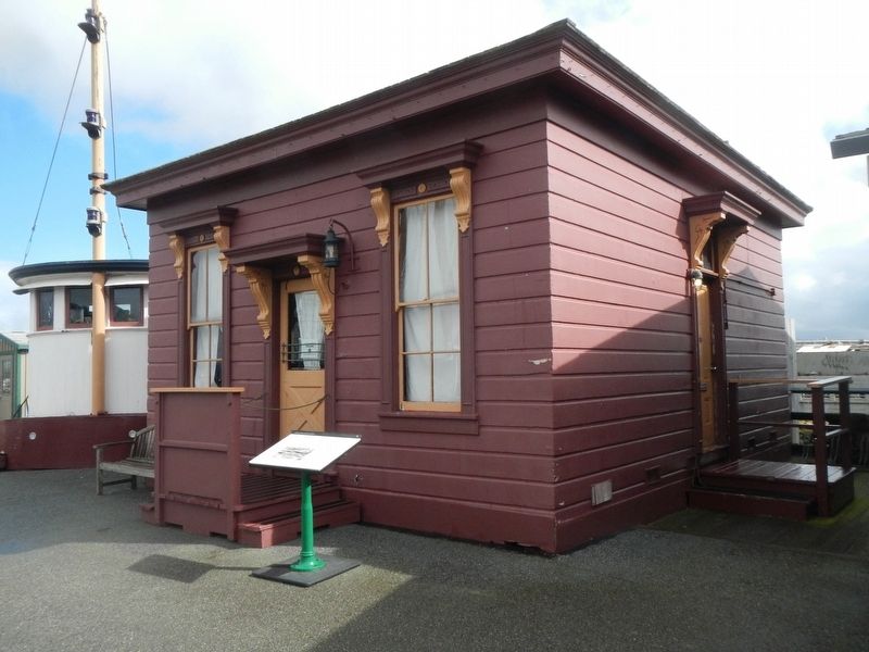 The Tubbs Cordage Building and Marker. Click for full size. The Tubbs Cordage Building and Marker image. Click for full size.