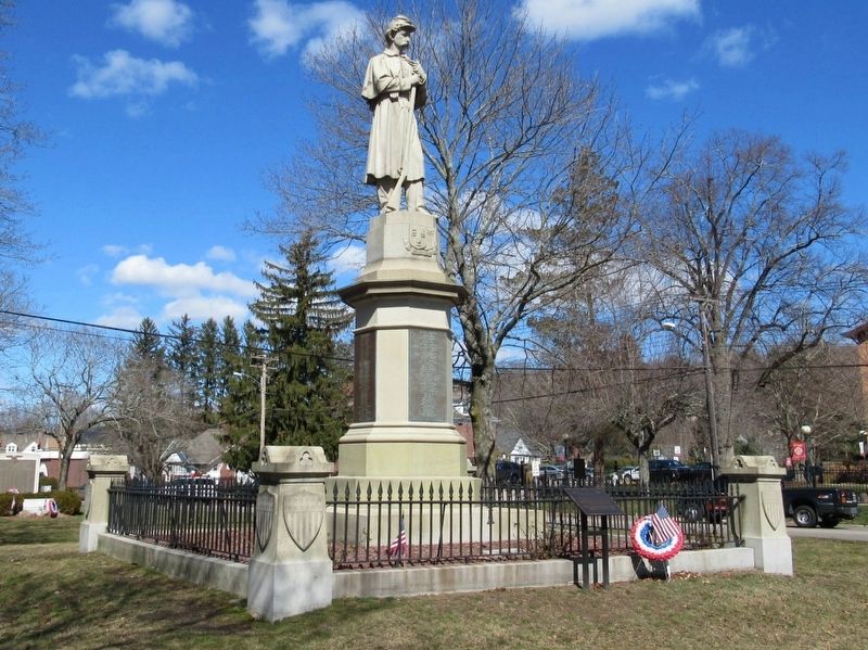 Norwich Soldier�s Monument image. Click for full size.
