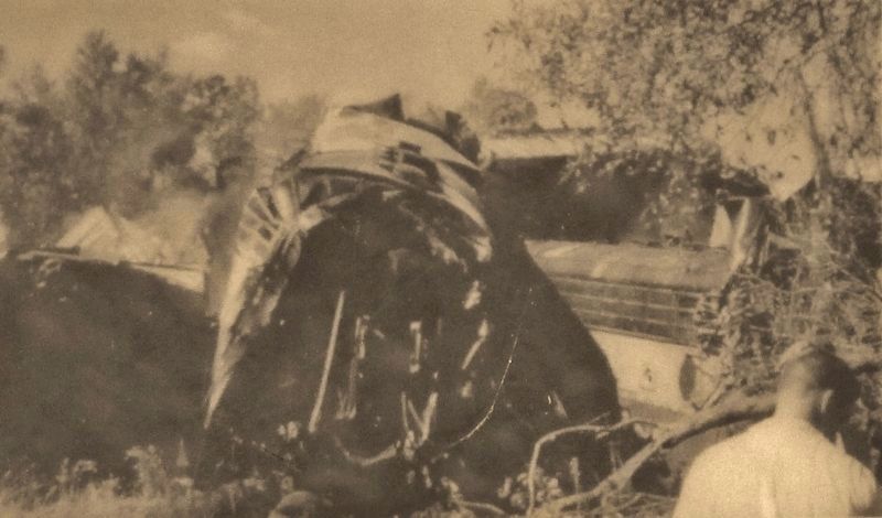 Great Train Wreck of 1956 (<b><i>inset photo 1</b></i>) image. Click for full size.