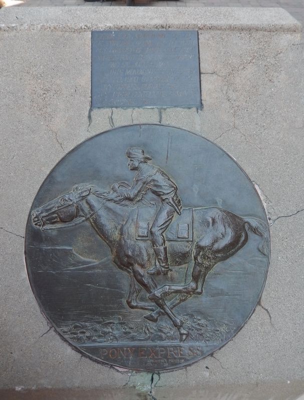 Pony Express Monument image. Click for full size.