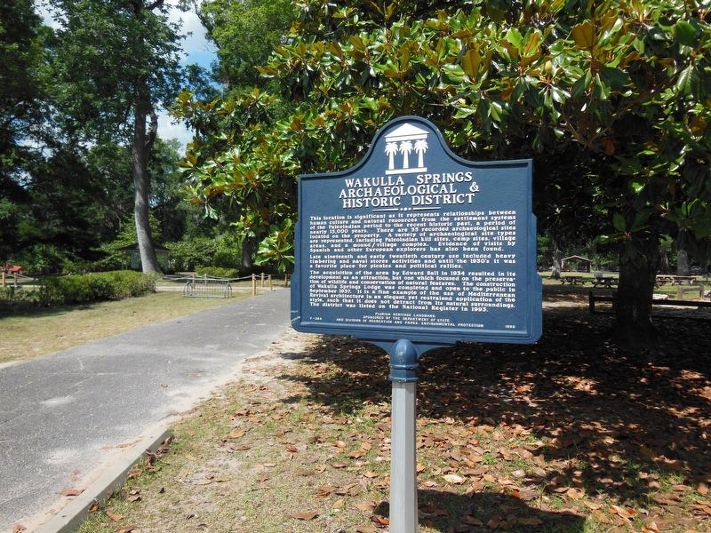 Wakulla Springs Archaeological & Historic District Marker (<b><i>wide view</b></i>) image. Click for full size.