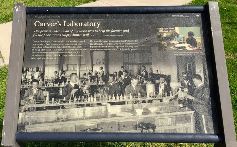 Carver's Laboratory Marker. Click for full size. Carver's Laboratory Marker image. Click for full size.