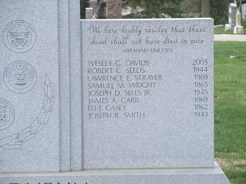 Dublin Veterans Memorial (right panel) image. Click for full size.
